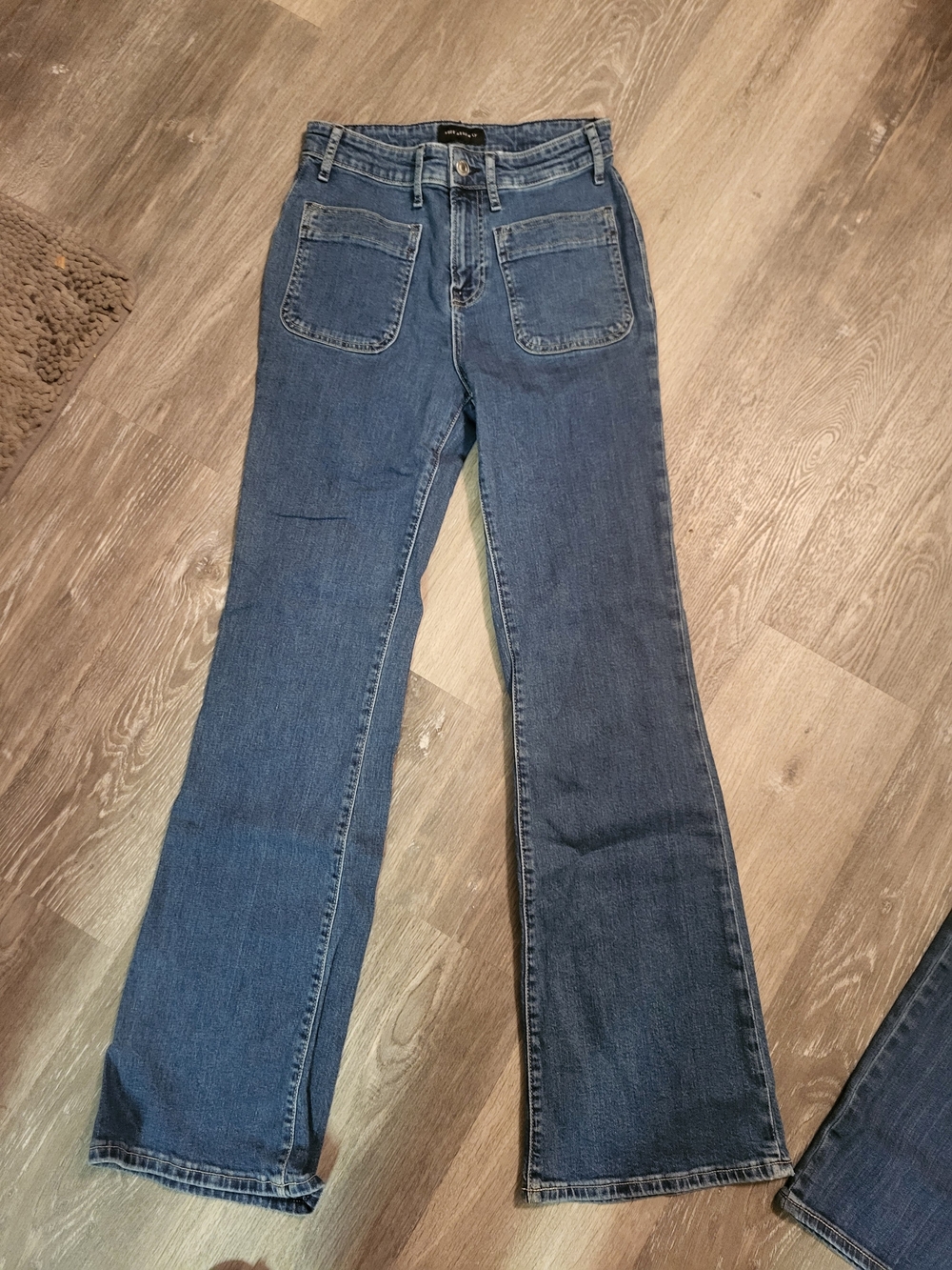 Free Assembly Flare Jeans Womens 2 Blue High Rise Patch Pocket Wide Leg Denim